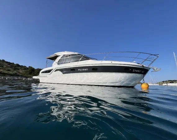 Bavaria S33 Motoryacht Kroatien