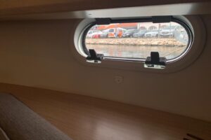 Bavaria 29s sport boat charter