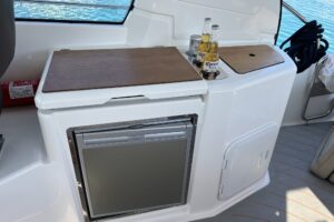 Cockpit of Bavaria 33 HT Palermo – spacious and comfortable helm area with modern controls and seating