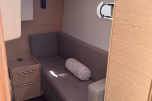 BAVARIA S33HT by trim nautica