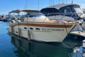 Terra Nauta motor yacht on dry dock, side profile of the boat